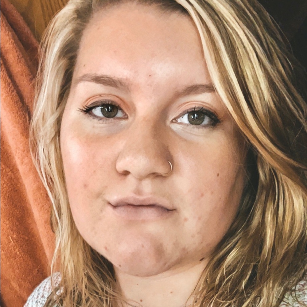 Meet your Posher, Molly
